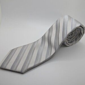 Calvin Klein Men's Neck Tie Grey/Silver Striped 100% Silk  in Mint Condition